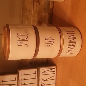 Rae Dunn Marinate Rub and Spice set
